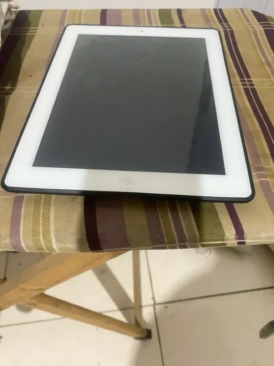 Tablet Apple iPad Branco - Foto 2