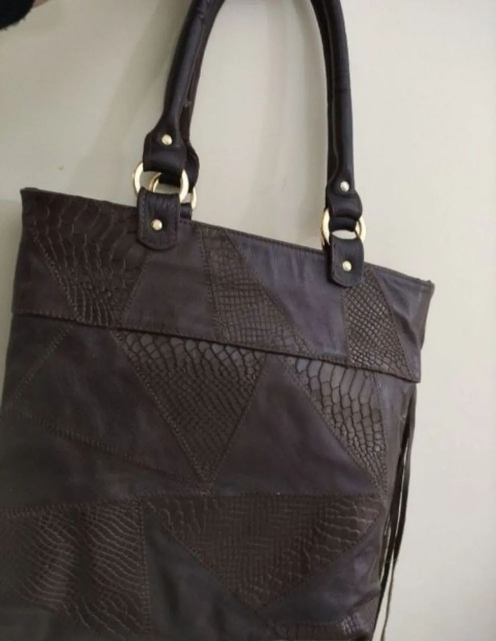 Bolsa de ombro marrom com franjas - Foto 2