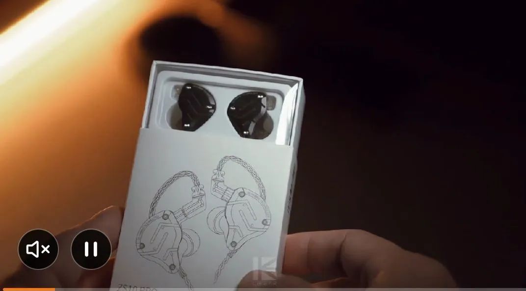 KZ ZS10 Pro - Fones de Ouvido com Tecnologia Híbrida bom para jogos  - Foto 2