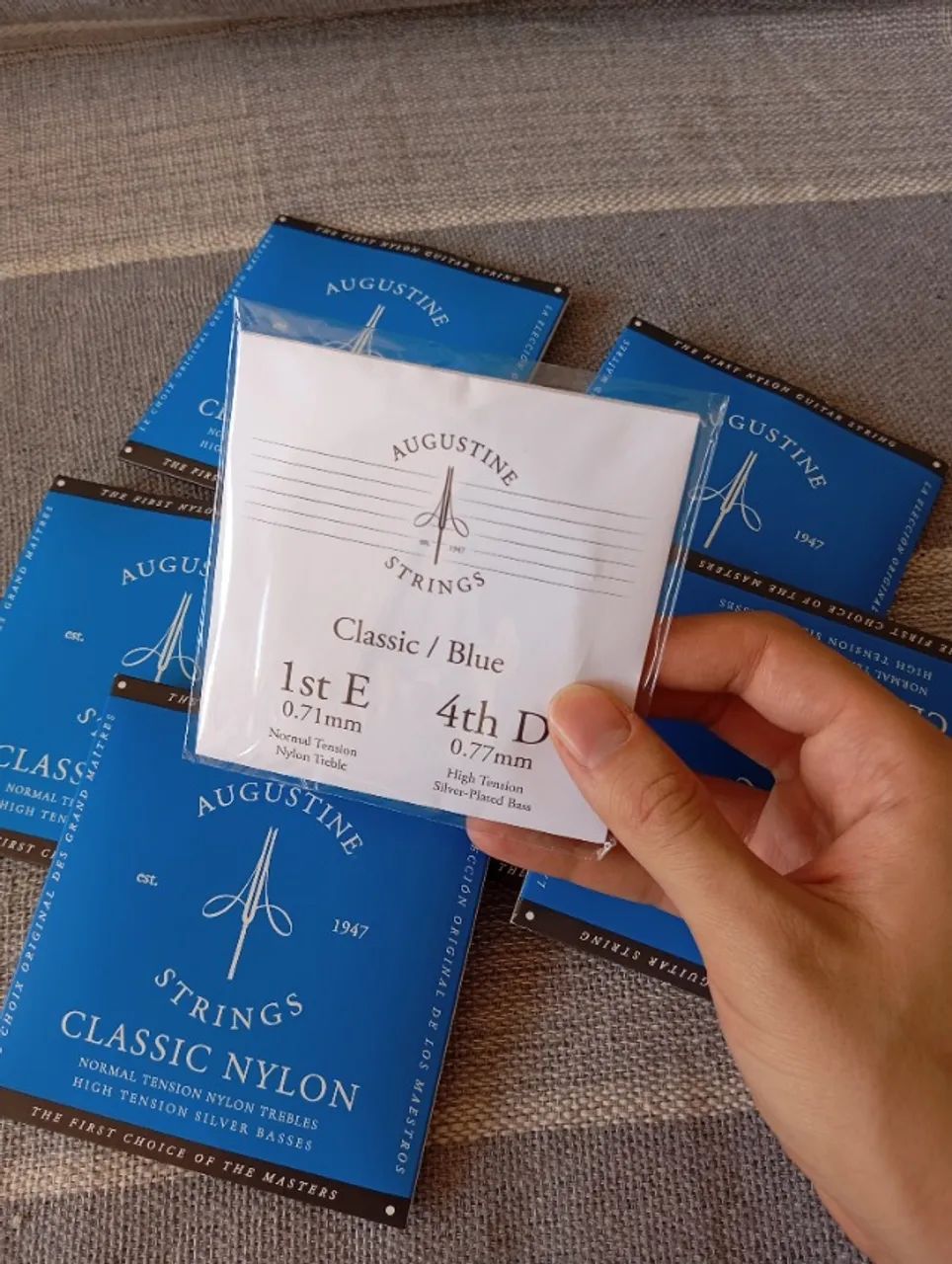 Cordas violão nylon - Augustine Classic Blue - Foto 4