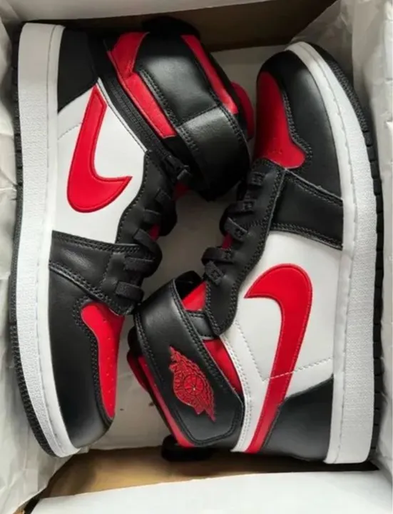 Tênis Nike Air Jordan 1 Hi Flyease preto e vermelho TAM 42 novo