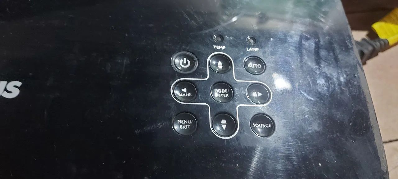 Estou liquidando Projetor infocus modelo t102  - Foto 5