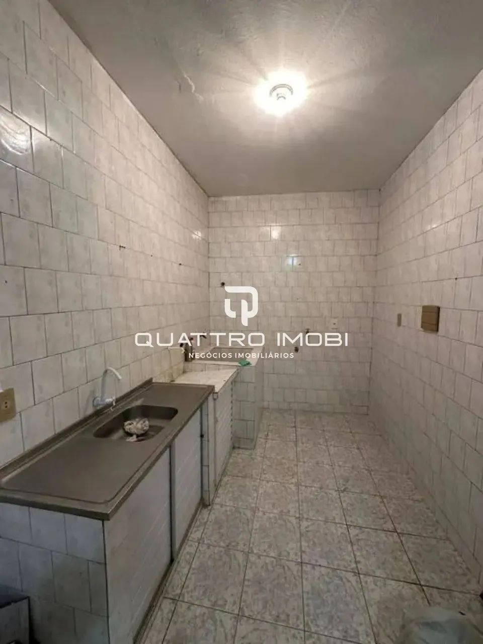 Casa Com 4 Quartos 1 Suítes Dependência Completa E Pontos Comerciais No AeroportoDoris::0u - Foto 3