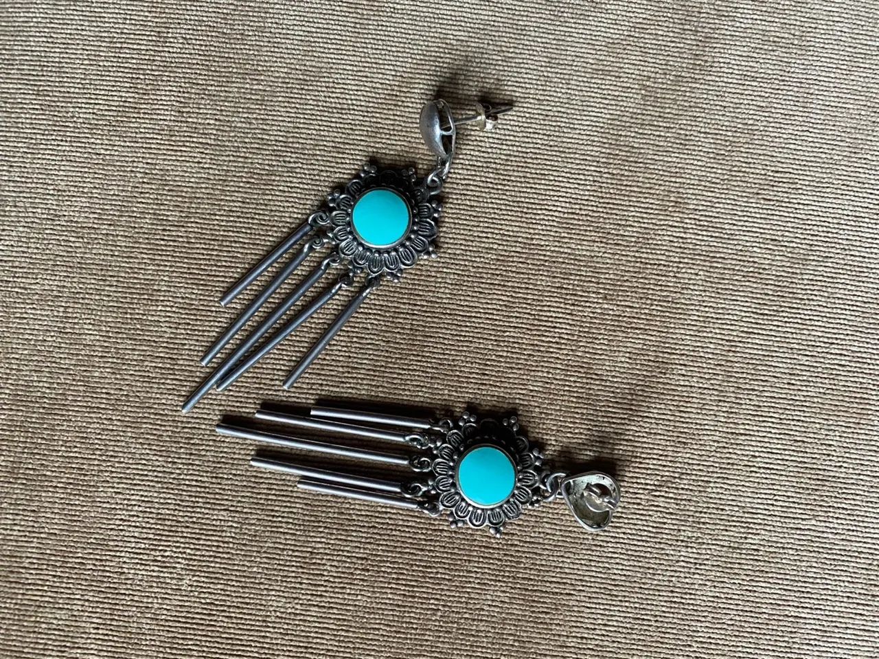 Brincos Boho Chic com detalhe turquesa - Foto 3