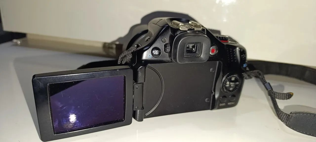 Câmera Canon semi profissional - Foto 3