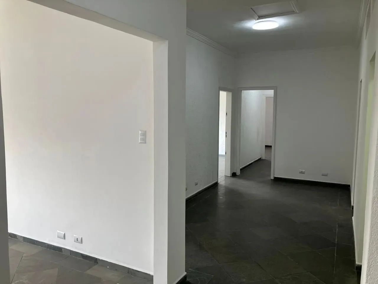 LOCAÇÃO CONJ. DE 4 SALAS ,2 BAN E 1 COZINHA COMERCIAL NO JD.SAO PAULO-ZN - Foto 2
