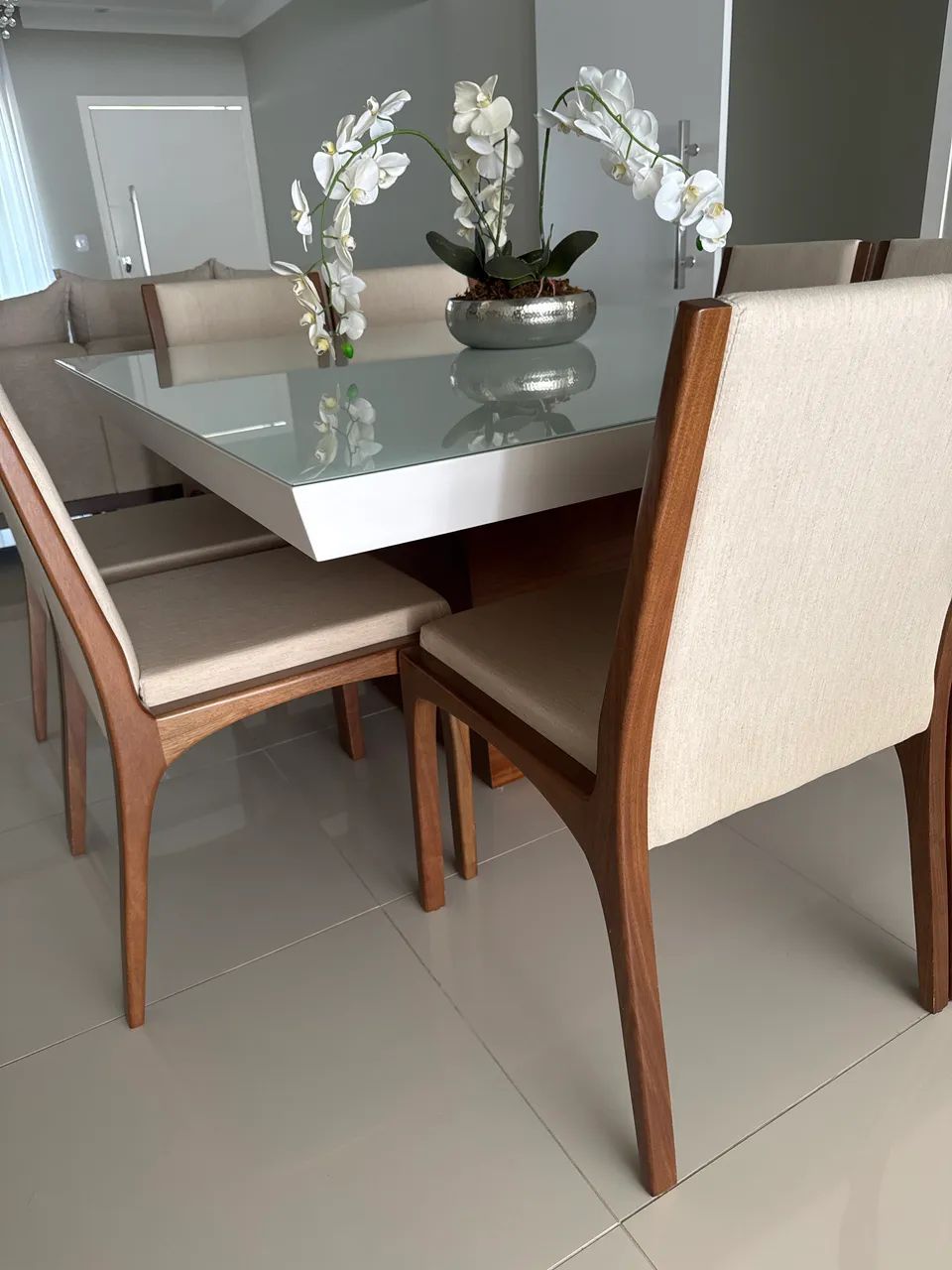 Mesa madeira e vidro com 6 cadeira da marca SIER - Foto 2