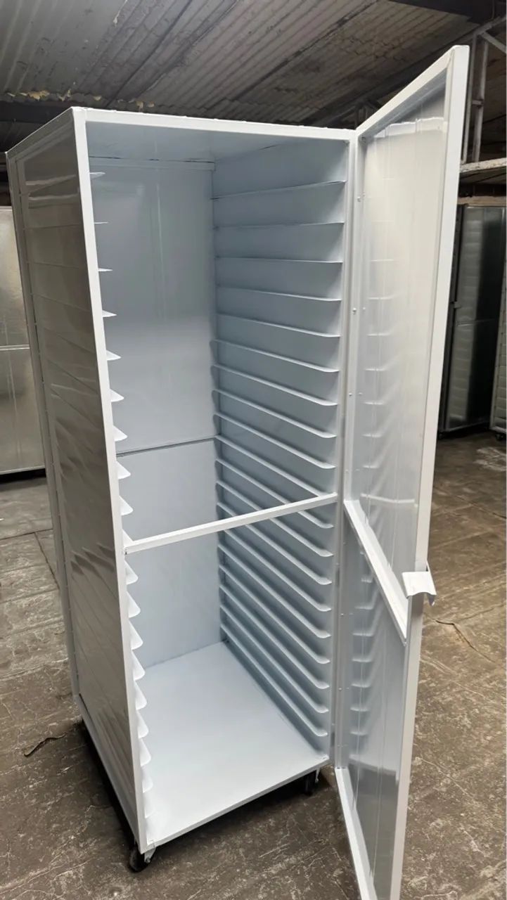 Armário pão francês pintura epóxi 