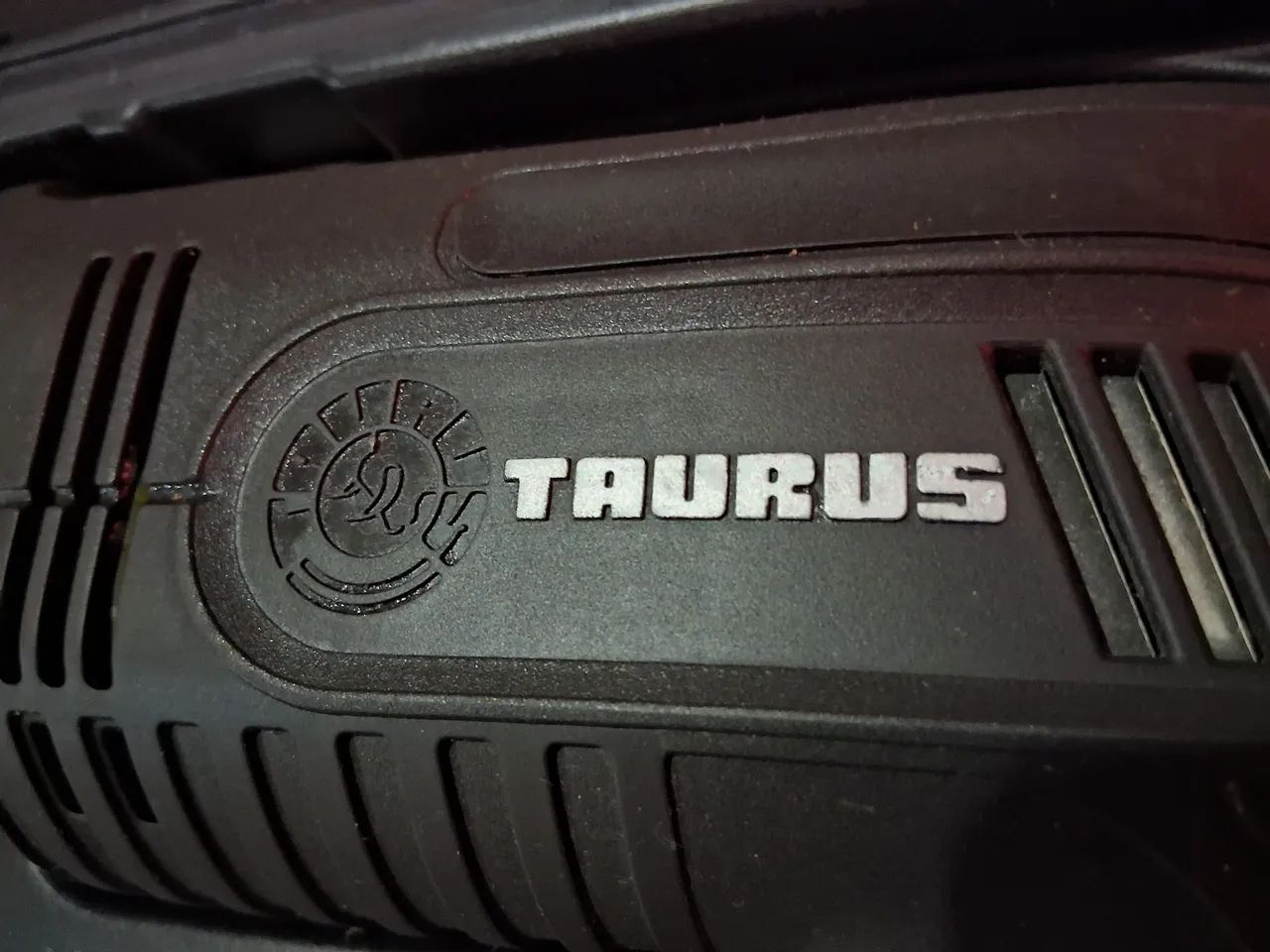Furadeira com Impacto Taurus  - Foto 2