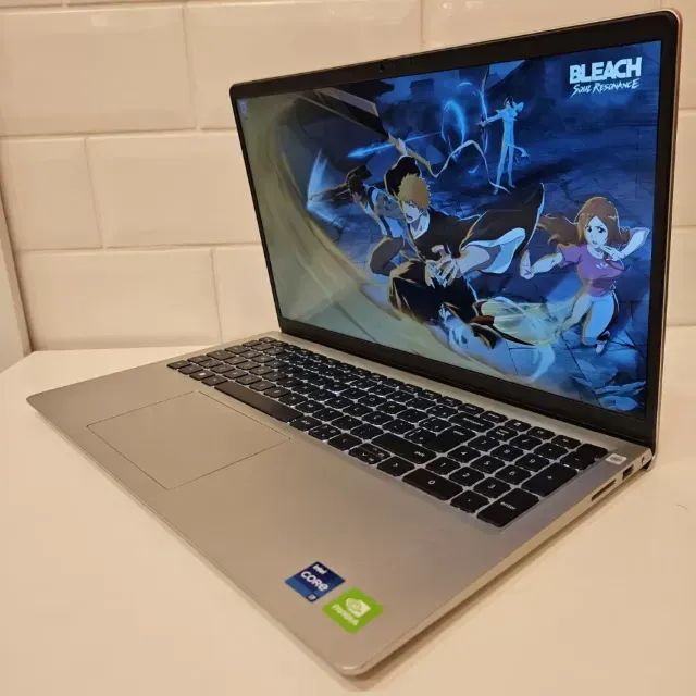 Notebook Dell i7 13th - 16Gb Ram - GeForce MX550 - 512Gb SSD