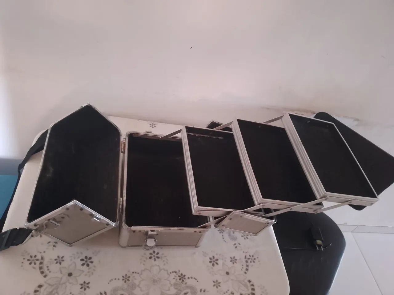 Mala de maquiagem  - Foto 2