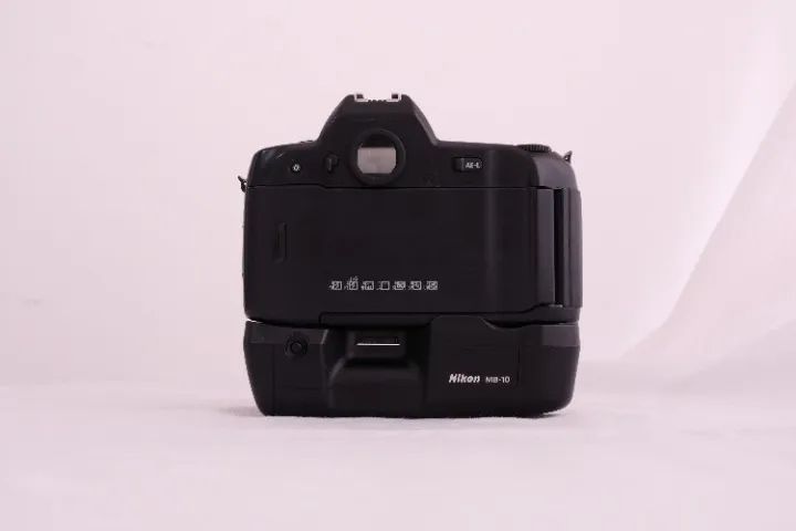 Câmera Analógica Nikon N90S (F90X) testada e revisada + battery grip original - Foto 4