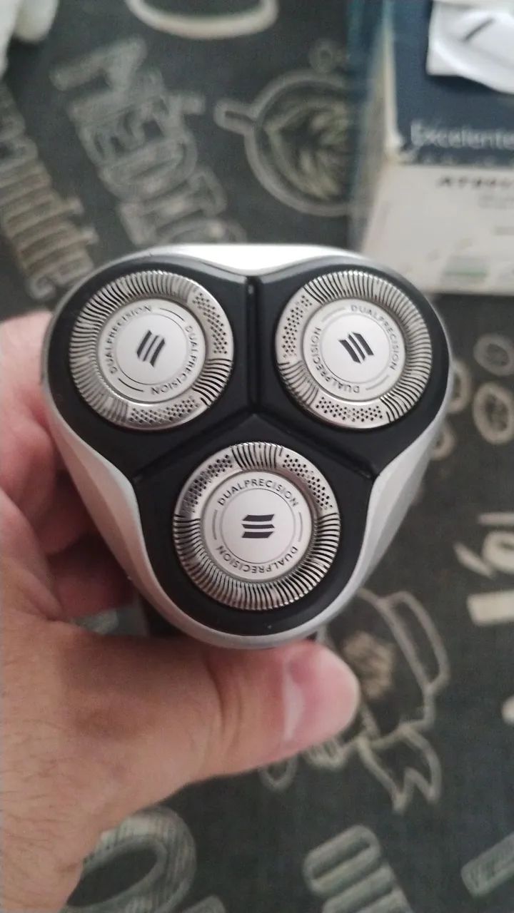 Aparelho de barbear Philips  - Foto 4