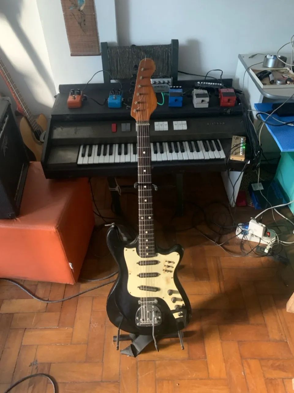 Guitarra Tonante- supersonic