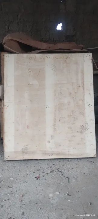 Paletes em chapa de compensado,em madeira de eucalipto!