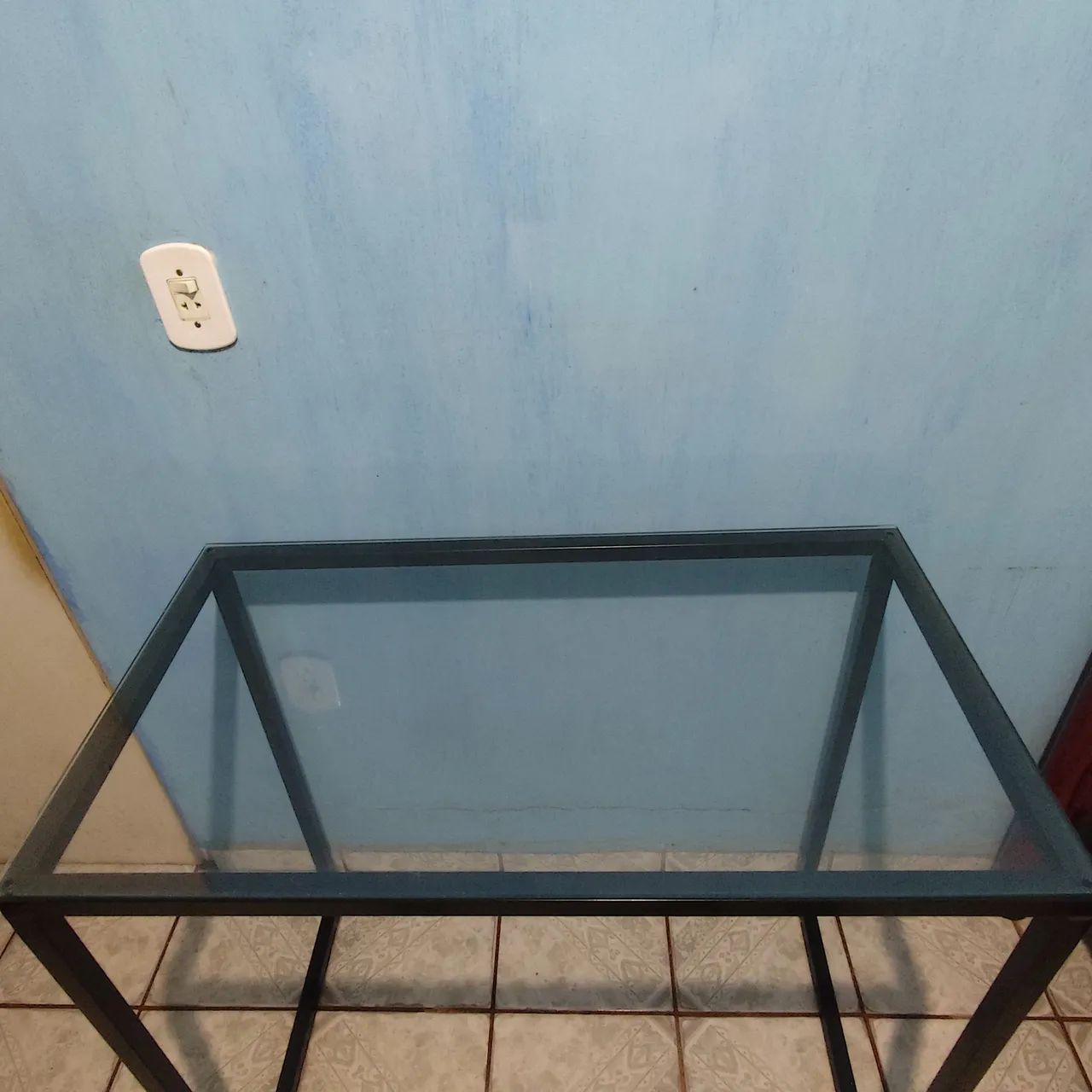 Mesa de Escritório de ferro e Vidro - Foto 2