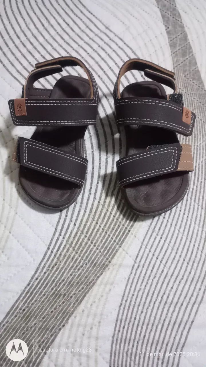 Sandálias infantis para menino - Tamanho 23 - Foto 3
