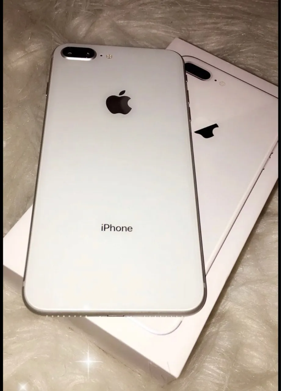 IPHONE 8 PLUS SEM MARCAS DE USO