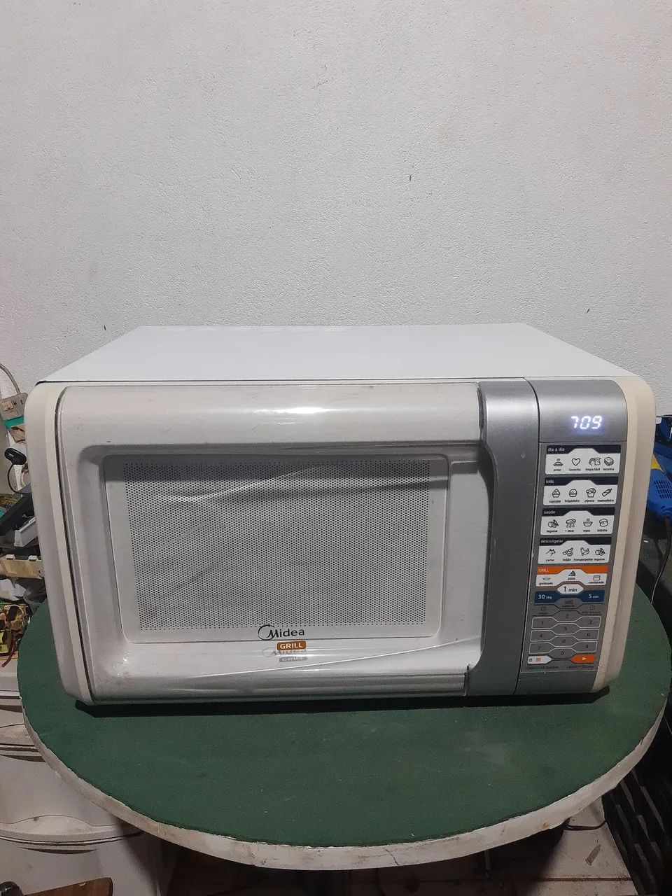Microondas Midea Grill 30 litros 