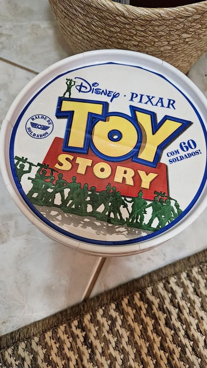 Soldados Toy Story - Balde de Brinquedo - Foto 6