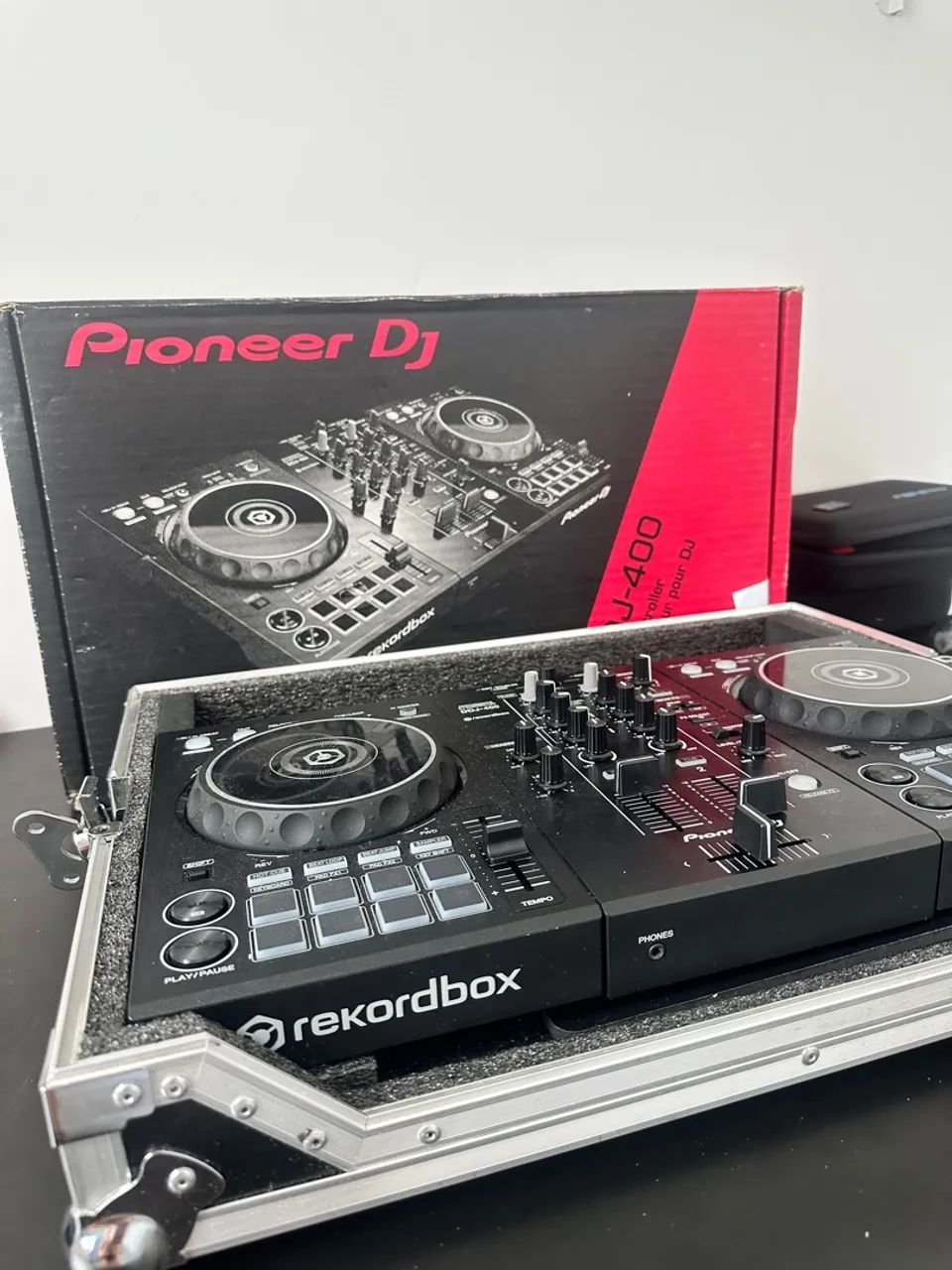 Controladora DJ Pioneer DDJ-400