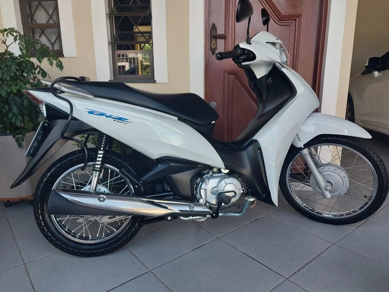 Honda Biz 110i - Ano 2020 - 12.000km - Foto 2