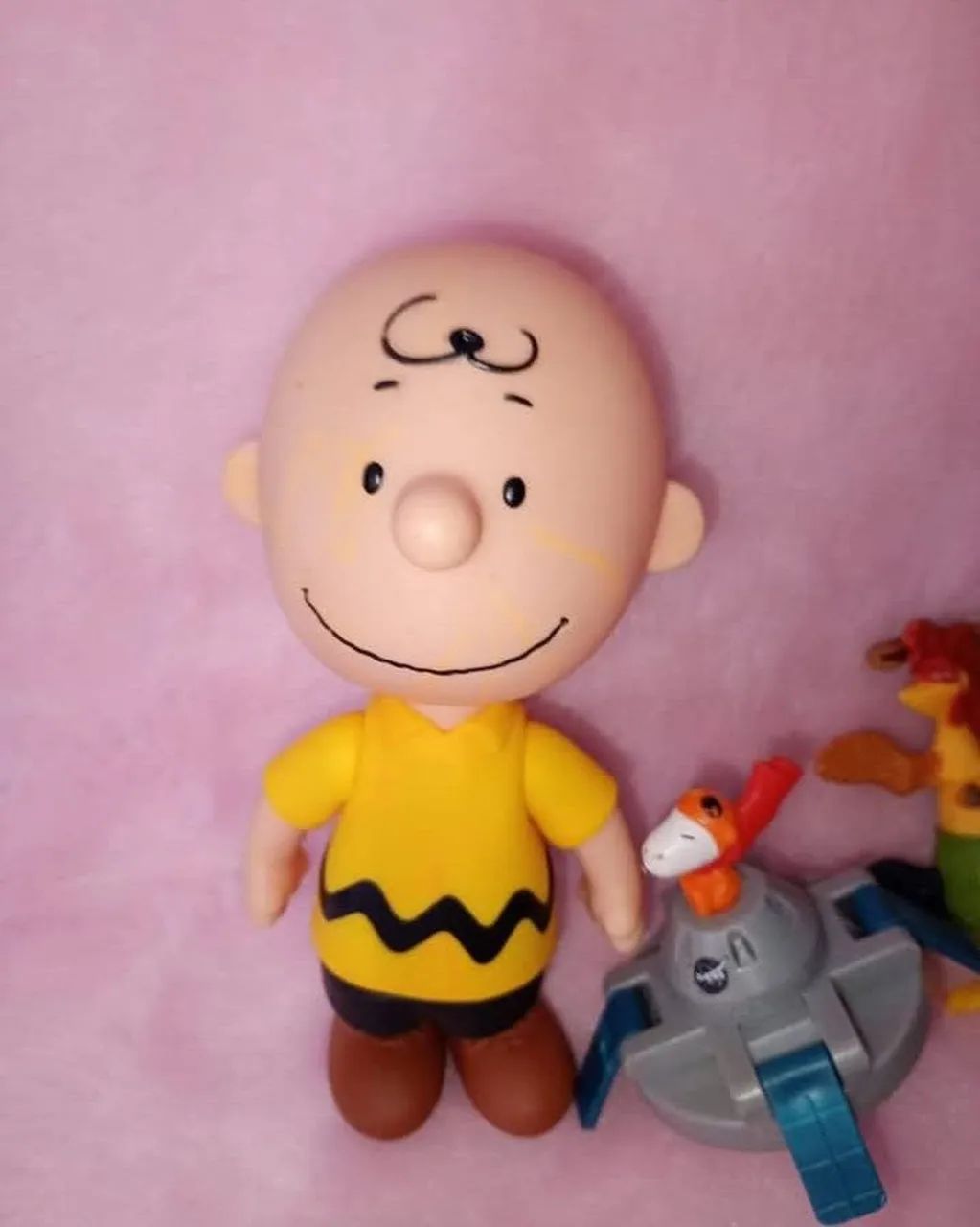 Lote de acessórios da Barbie e brinquedos. - Foto 3