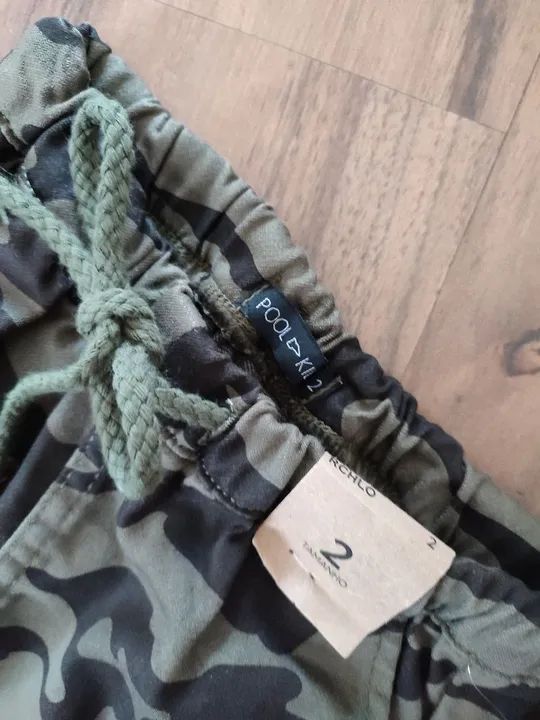 Calça infantil camuflada Tamanho 2 anos  Nova -   valor da loja 79,90  - Foto 2