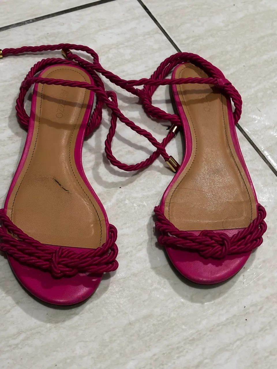 Sandália feminina Arezzo rosa pink 36 rasteirinha - Foto 2