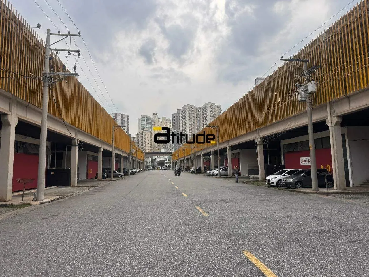 Galpão para Alugar em Alphaville Tamboré Barueri Condomínio Fechado com 3.412 m²!