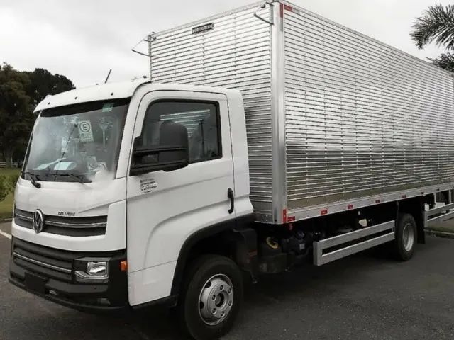Volkswagen 11180  Baú 2018 - Foto 2