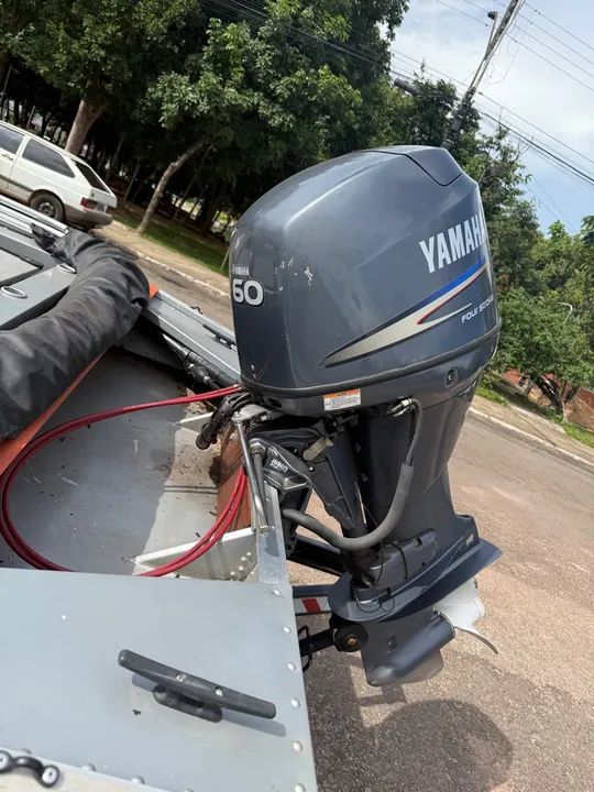Lancha de pesca 60hp - Foto 2