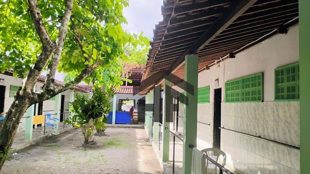 Casa de 827m² à venda, com 7 quartos, localizada em Igarassu - Pernambuco.