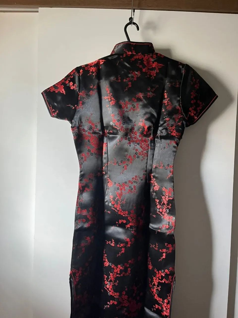 Vestido oriental de cetim - Foto 2