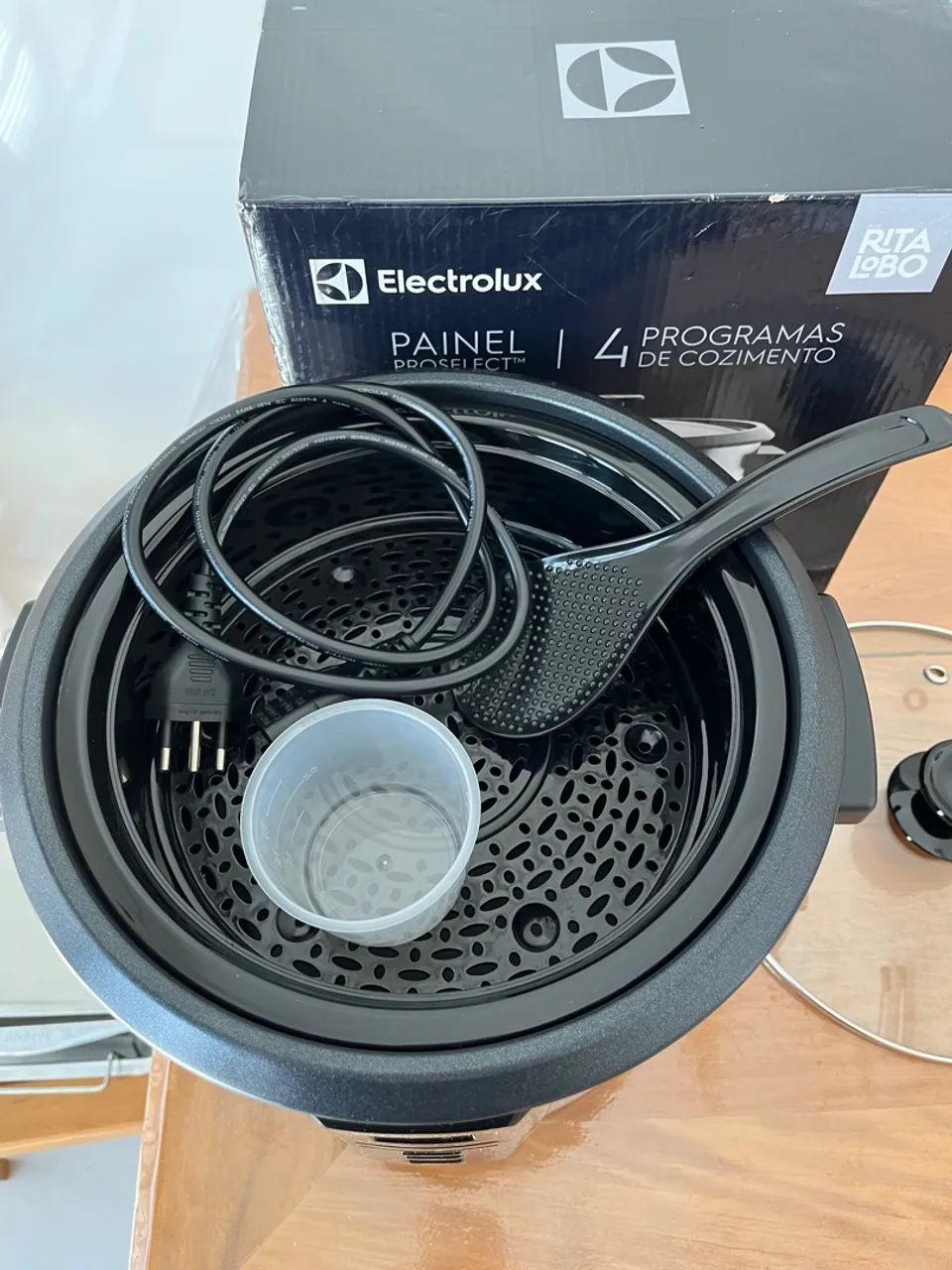 Panela Elétrica de Arroz Electrolux 10 XÍCARAS. - Foto 3
