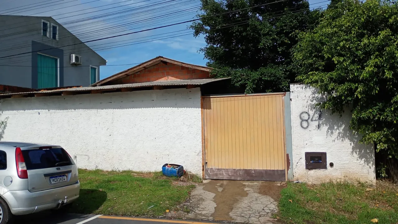 Casa de esquina bairro nova esperança