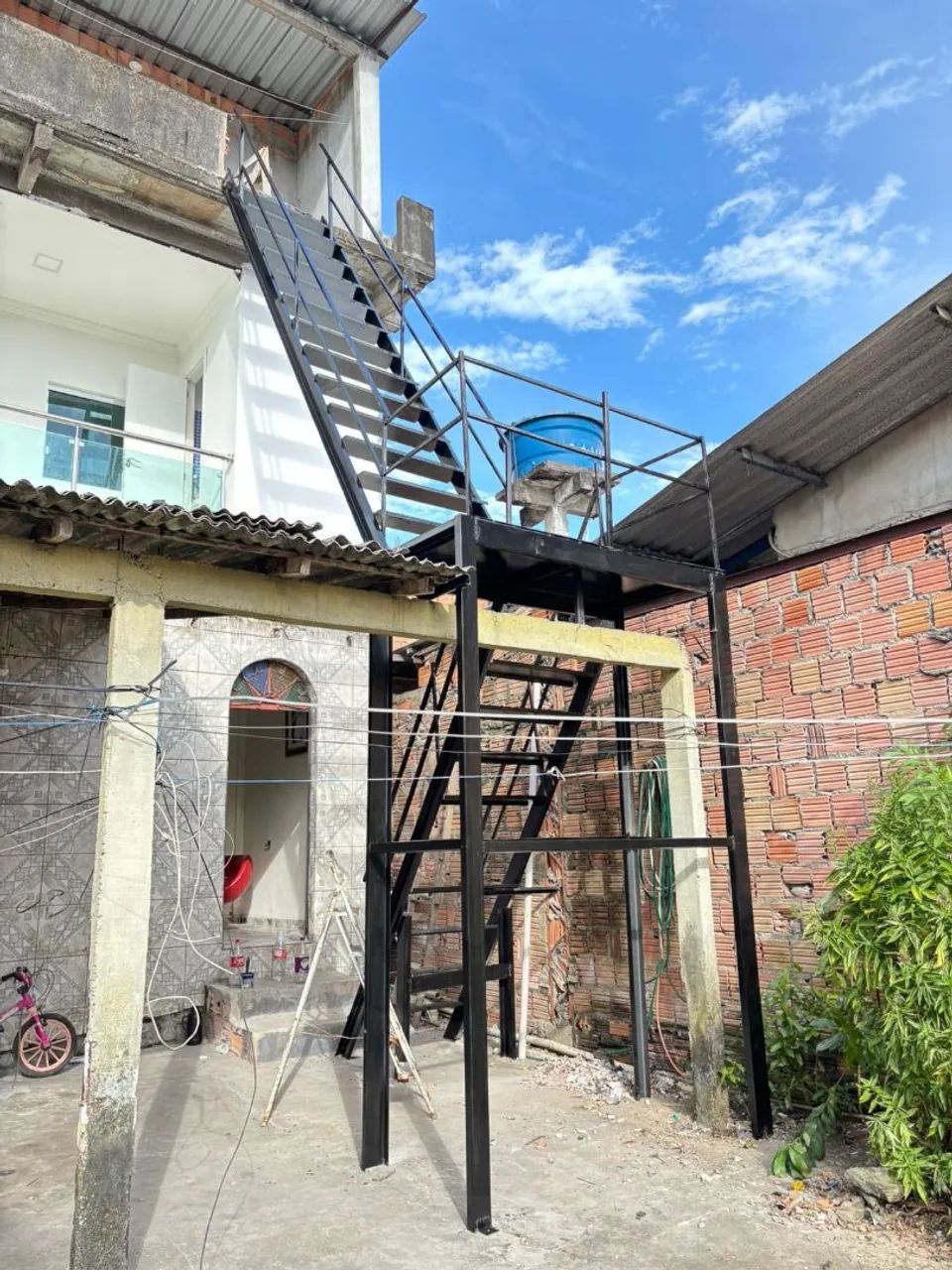 Escada reta c patamar - Foto 2