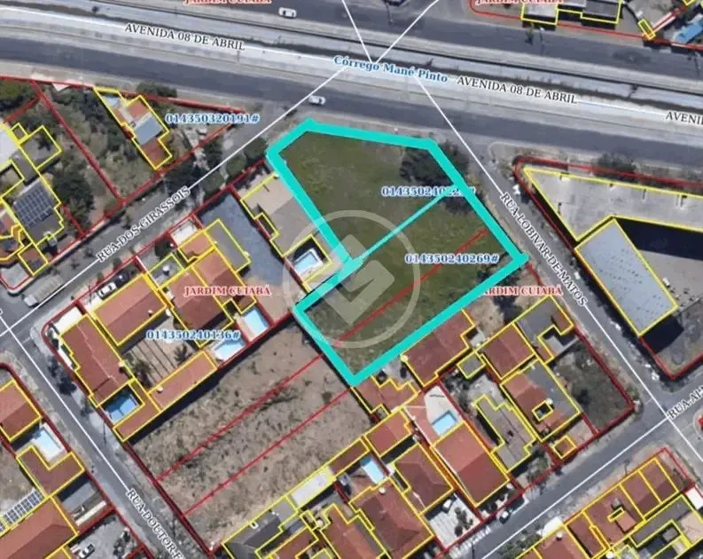 Terreno com 2.303m2 de esquina codigo: 24851