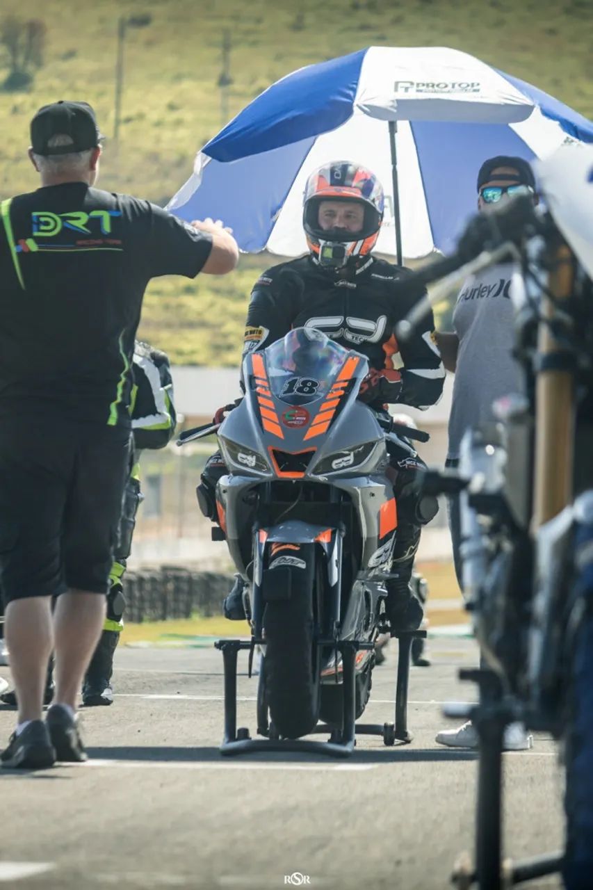 Yzf R3 ABS pista e rua  - Foto 2