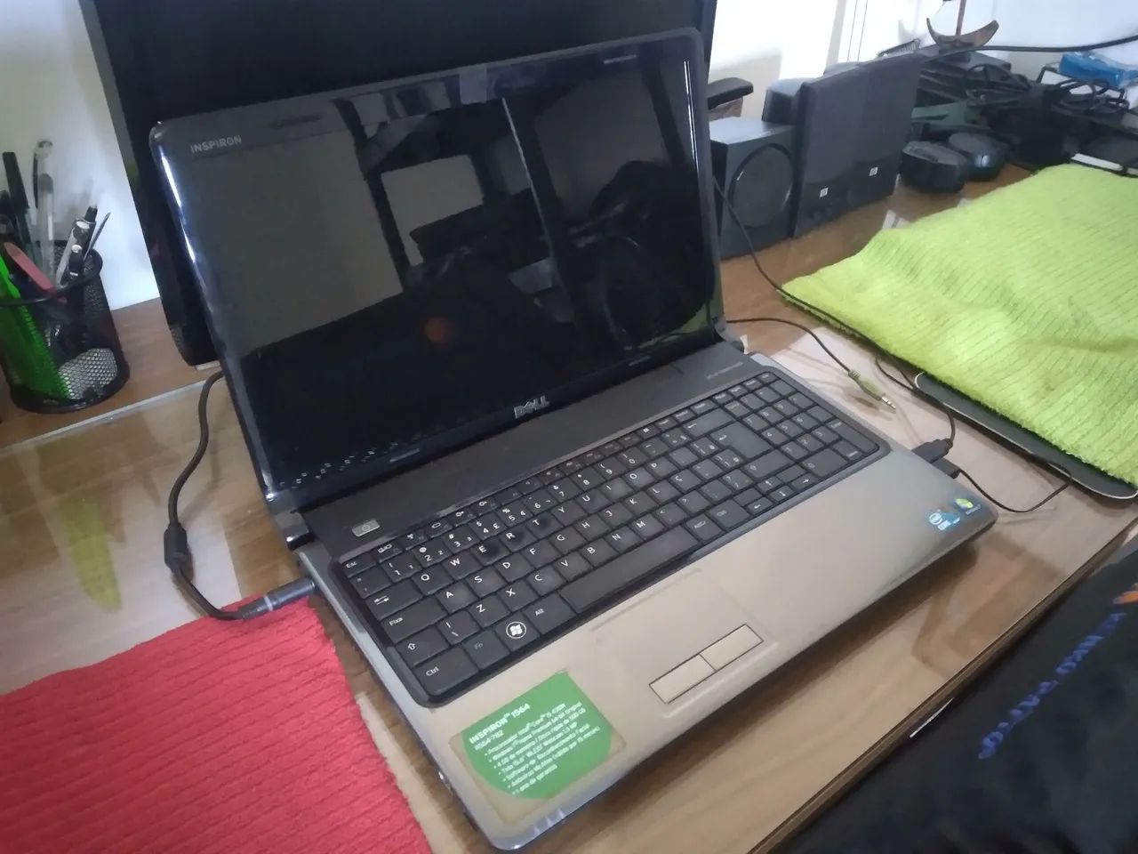 Notebook Dell Inspiron 1564 - Intel Core i5 - 4GB RAM - Foto 2