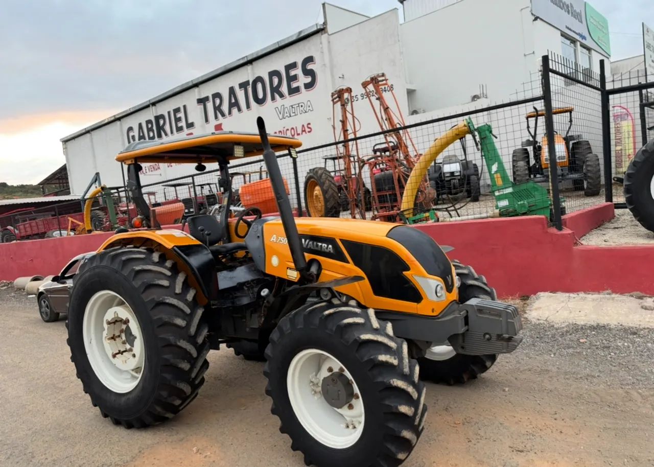 Trator Valtra A750  - Foto 4