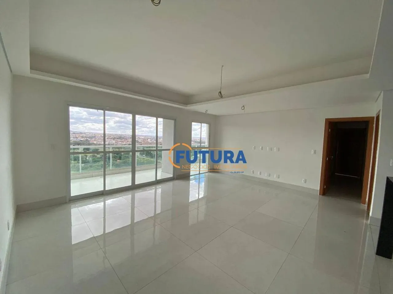 Apartamento com 4 quartos, 163 m² - Resd. Mansões Paradiso - Águas Claras/DF