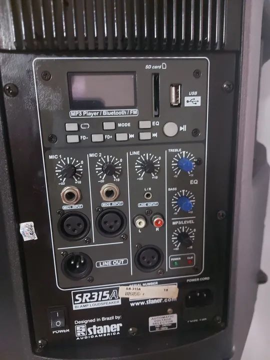 Caixa de Som Amplificada Estaner SR315A Bluetooth - 300W RMS
