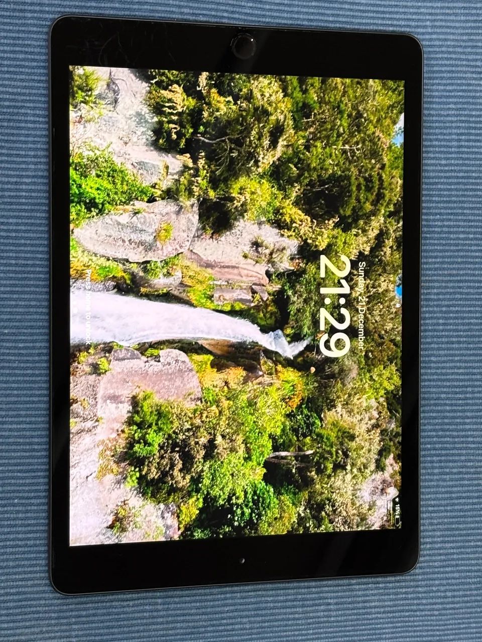 iPad 7 geração 32 Gb com Capa, Apple Pencil e teclado Slim - Foto 3