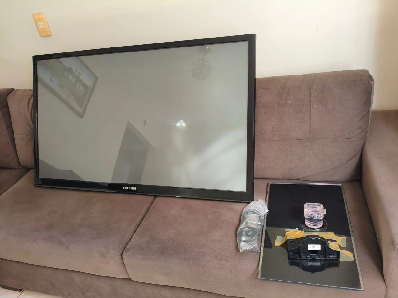 TV Samsung 51 polegadas Plasma PL51E490B1G