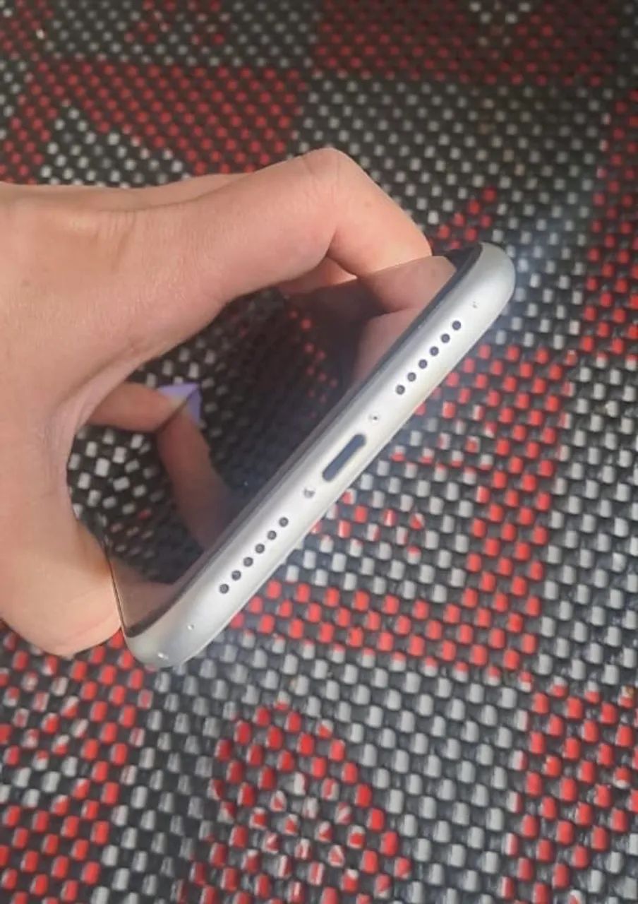 iPhone XR 128GB com nota  - Foto 4