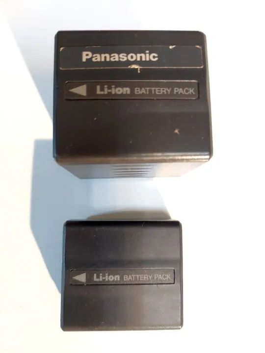 Bateria Panasonic Li-ion CGA-DU21, Original da Filmadora Panasonic e p/Iluminador de Led
