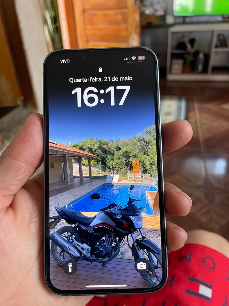 iPhone 14