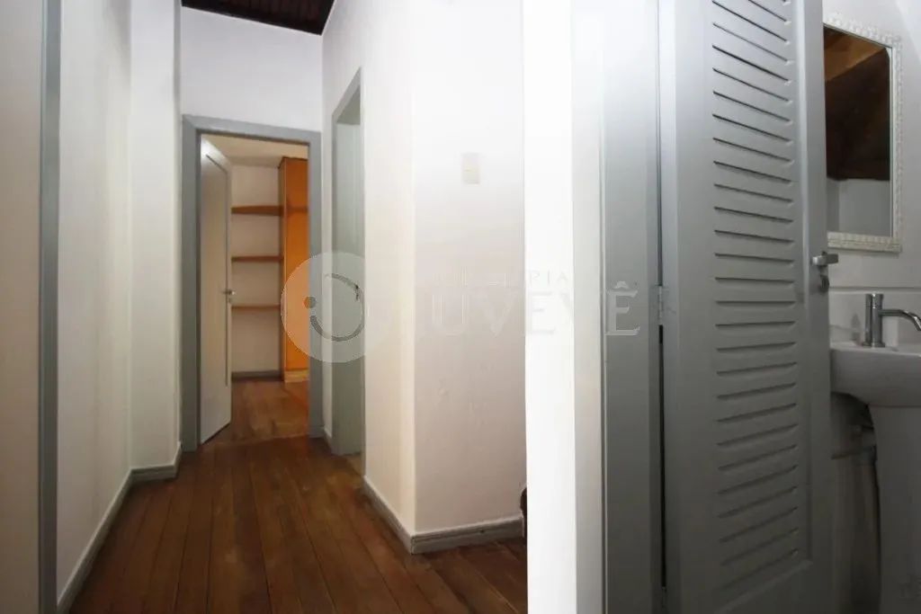 IMOBILIÁRIA JUVEVÊ ALUGA CASA COMERCIAL HUGO LANGE PRX NOSSA SRA DA LUZ AUGUSTO STRESSER E - Foto 5