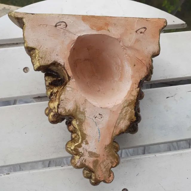 Oratório peanha dourada envelhecida suporte para imagem vaso antigo ou santo 24cm altura - Foto 4
